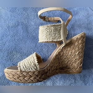 STUART WEITZMAN Raffia Platforms